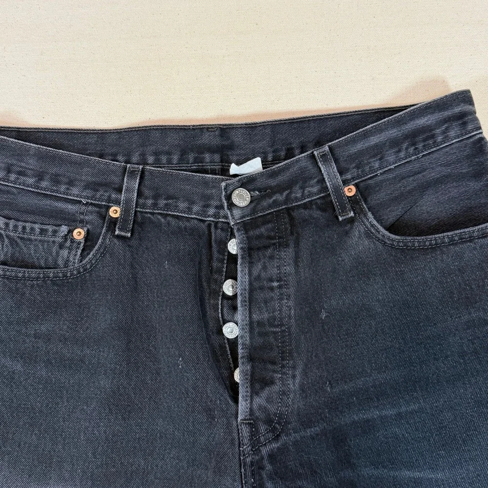 Vintage Levis 501xx Jeans Mens 34x32 Black Faded Button Fly Denim